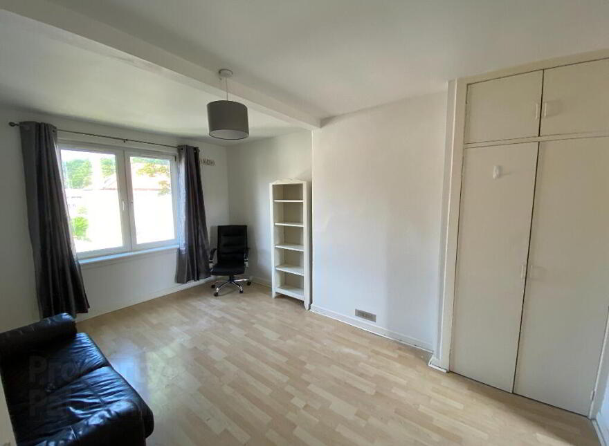 23 Saughton Gardens, Corstorphine, Edinburgh, EH12 5TF photo