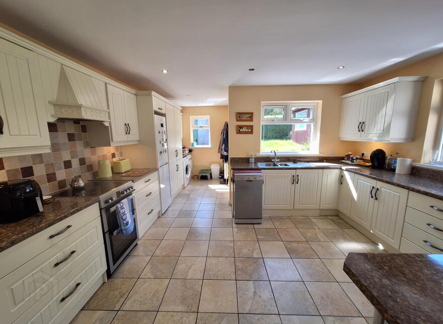 'Margy', 25 Glenshesk Road, Ballycastle, BT54 6PA