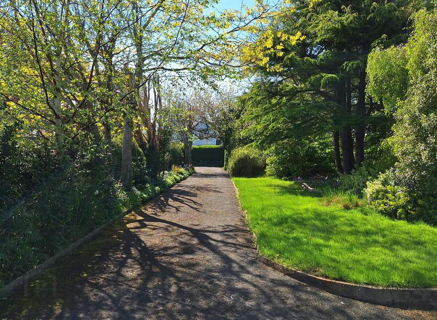 'Margy', 25 Glenshesk Road, Ballycastle, BT54 6PA