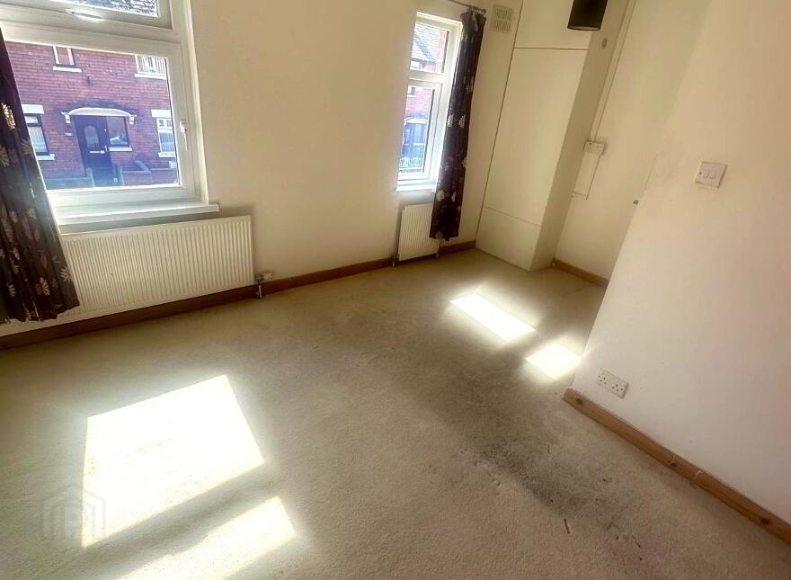 38 Florida Drive, Belfast, BT6 8EX
