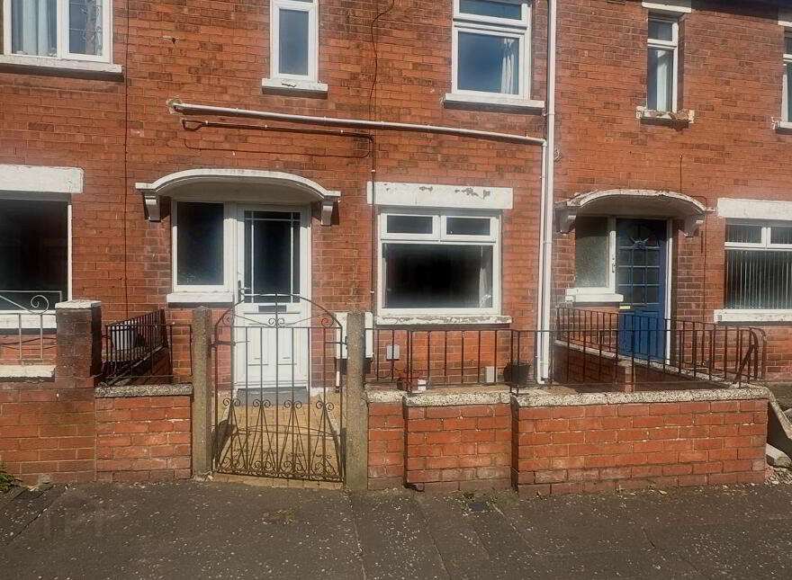 38 Florida Drive, Belfast, BT6 8EX