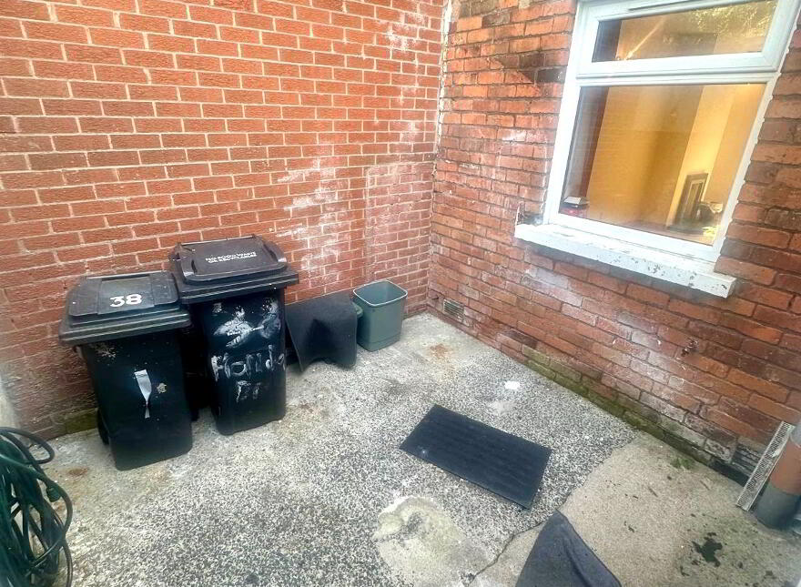 38 Florida Drive, Belfast, BT6 8EX