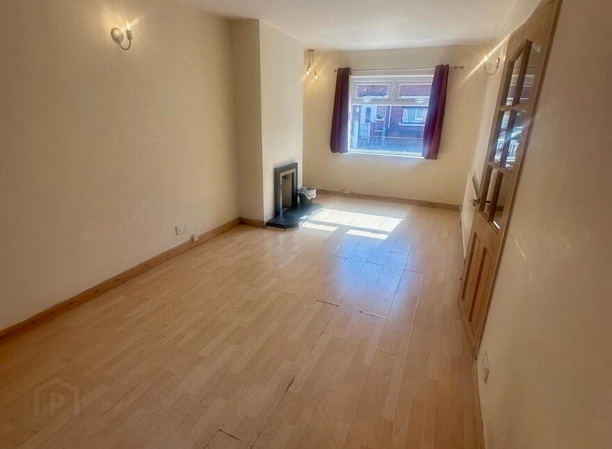 38 Florida Drive, Belfast, BT6 8EX
