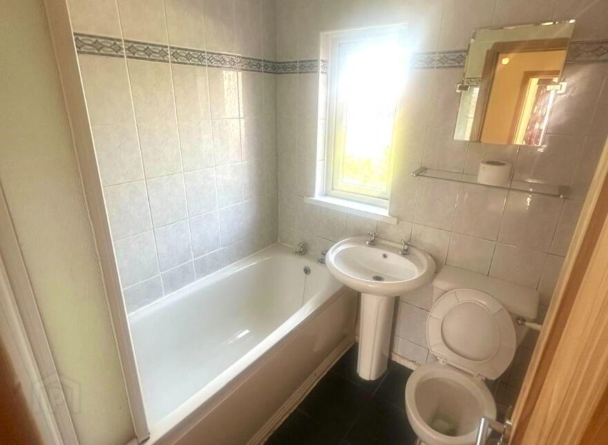 38 Florida Drive, Belfast, BT6 8EX