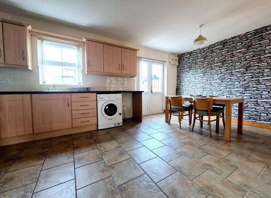 7 Loughview Gardens, Omagh, BT79 7GQ