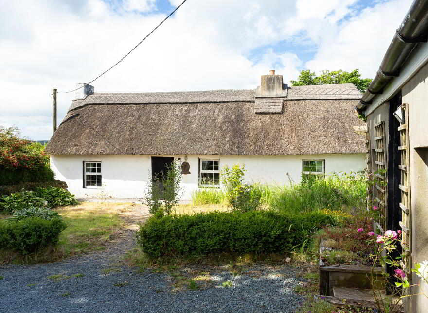 The Thatched Cottage, Laght, Rathcoole, Milstreet