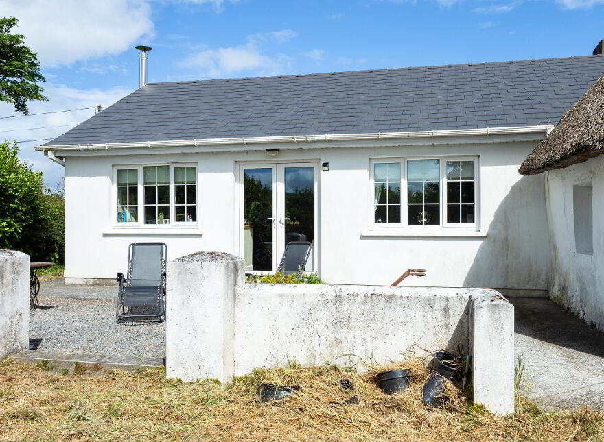 The Thatched Cottage, Laght, Rathcoole, Milstreet