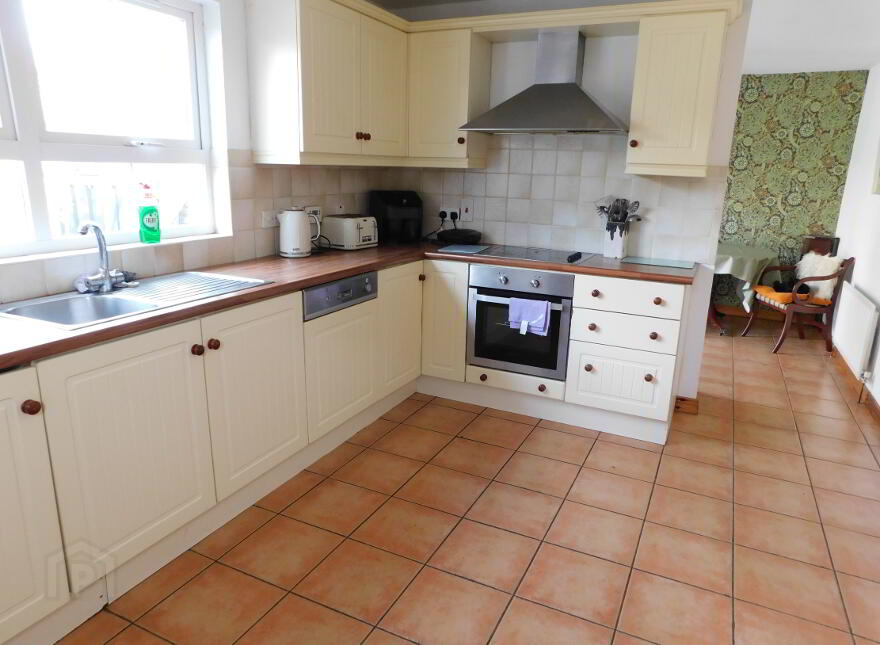 4 Slieveard Grove, Omagh, BT79 7WG