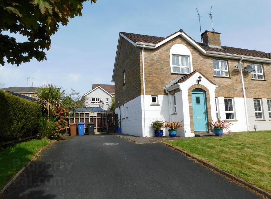 4 Slieveard Grove, Omagh, BT79 7WG photo