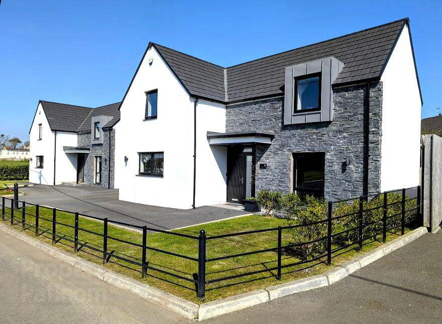 3a Damhead Road, Broomhedge, Moira, BT67 0HU photo