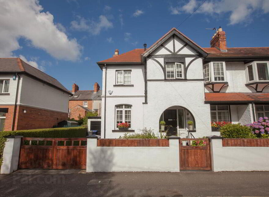 8 Osborne Drive, Malone, Belfast, BT9 6LG photo