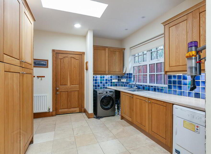 24 Harmony Hill, Lisburn, BT27 4EP