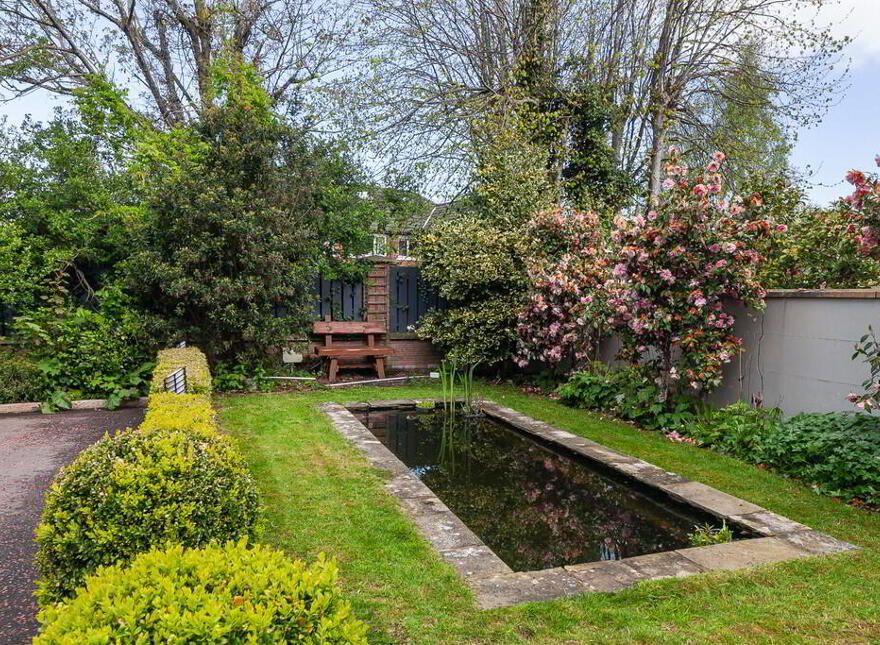 24 Harmony Hill, Lisburn, BT27 4EP
