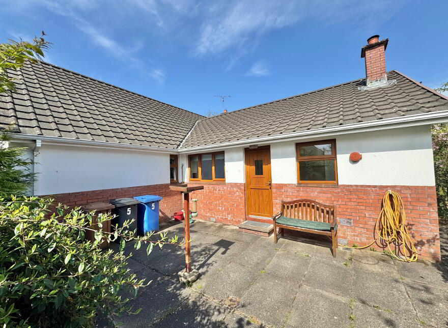 5 Gleannan Close, Omagh, BT79 7YA