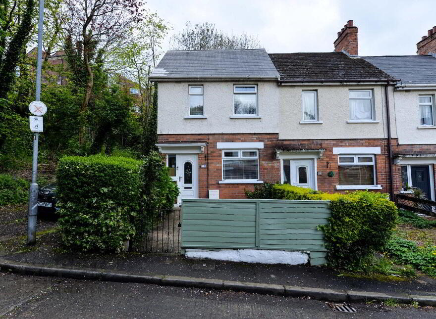 13 Strandburn Parade, Belfast, BT4 1LZ photo