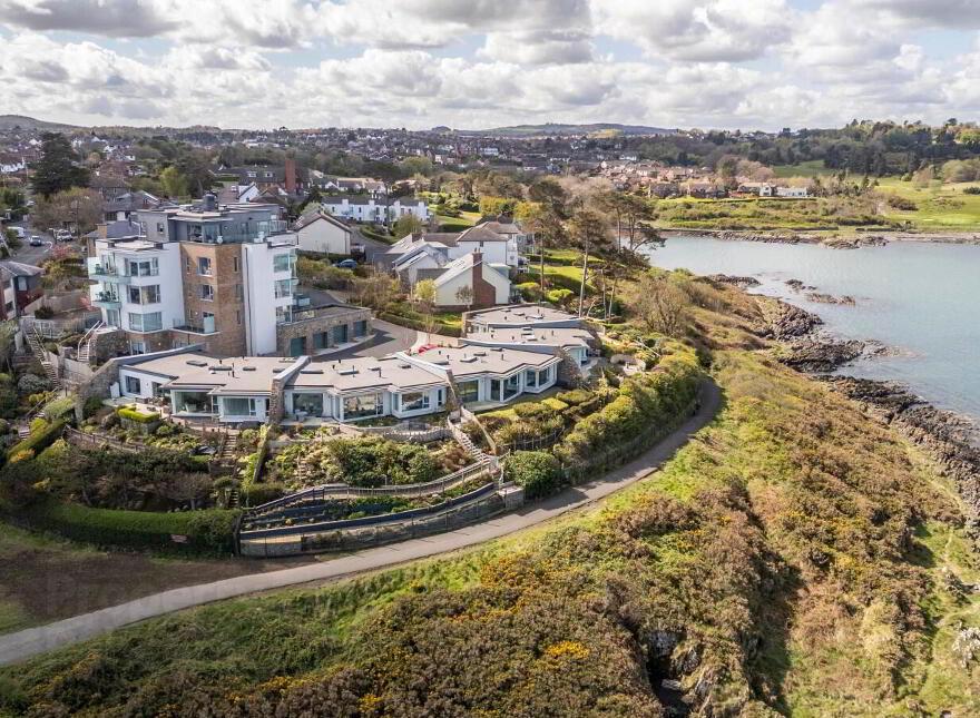 21 Downshire Lane, Bangor, BT20 3TY photo