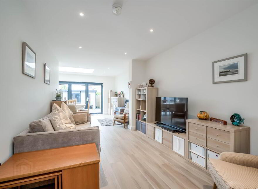 61 Martinez Avenue, Ballyhackamore, Belfast, BT5 5LY