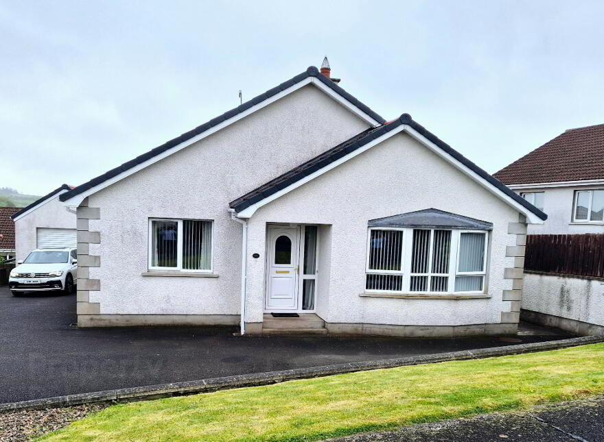 46 Clintonville Gardens, Garvagh, BT51 5AH photo