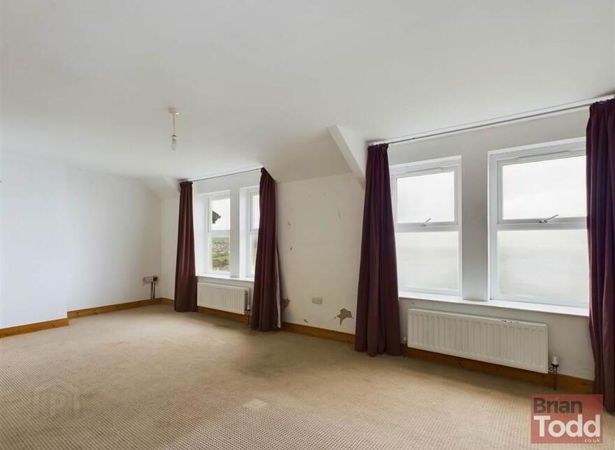 Belfast Road, Whitehead, Carrickfergus, BT38 9SP