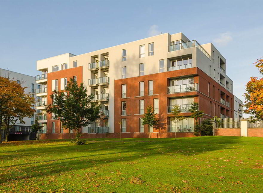 Apt 24 The Stern Building, 37 Annadale Embankment, Belfast, BT7 3NF photo