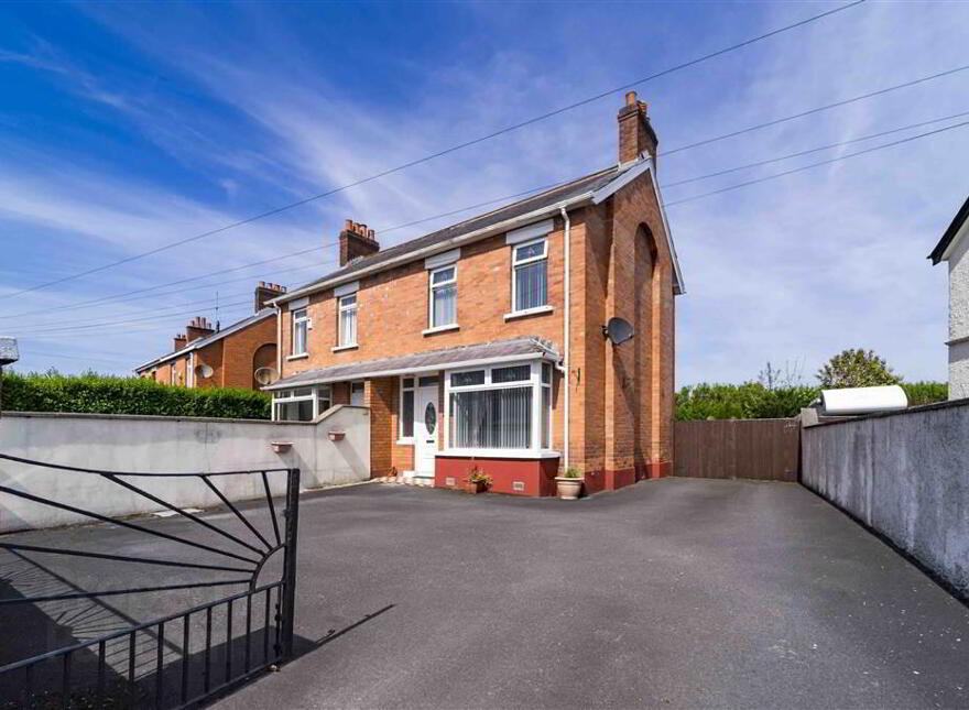 8 Ballinderry Road, Lisburn, BT28 1UE photo