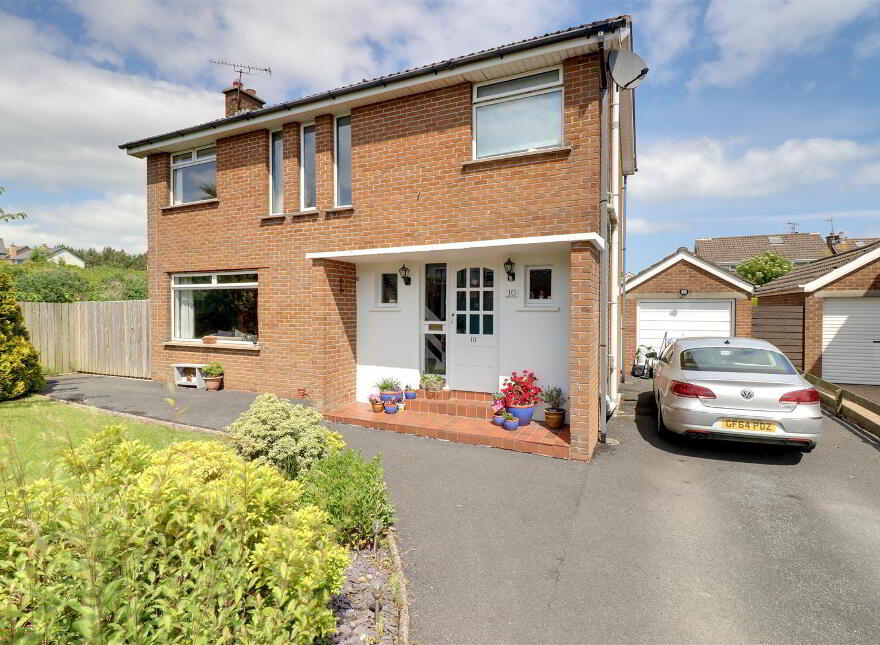 10 Roseville Avenue, Bangor, BT19 1BZ photo