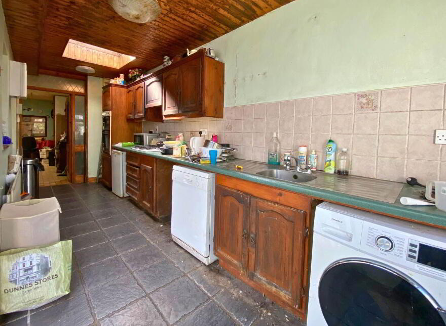 14 Sarsfield Street, Nenagh, E45W993