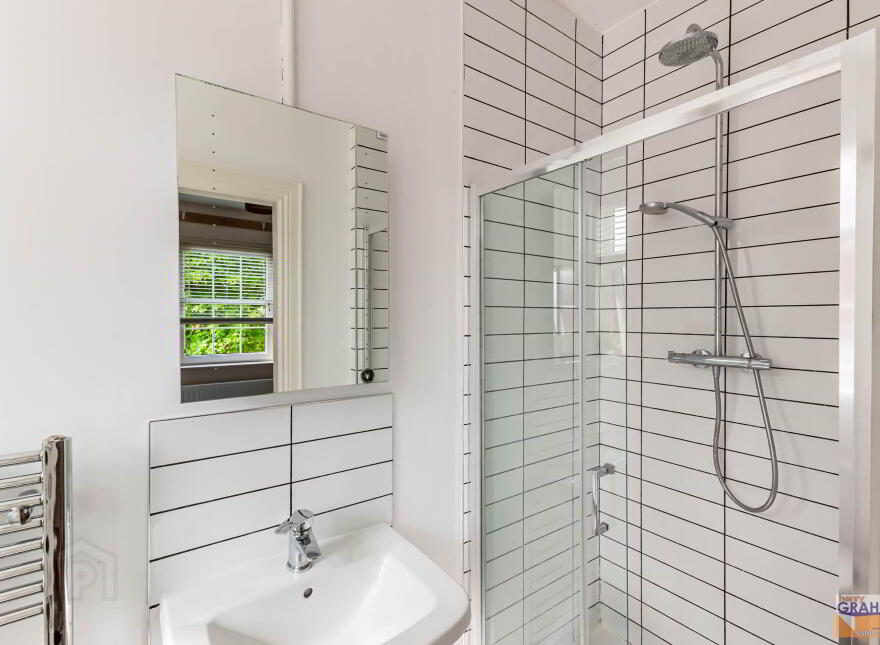 8 Leathems Way, Lisburn, BT28 3AY