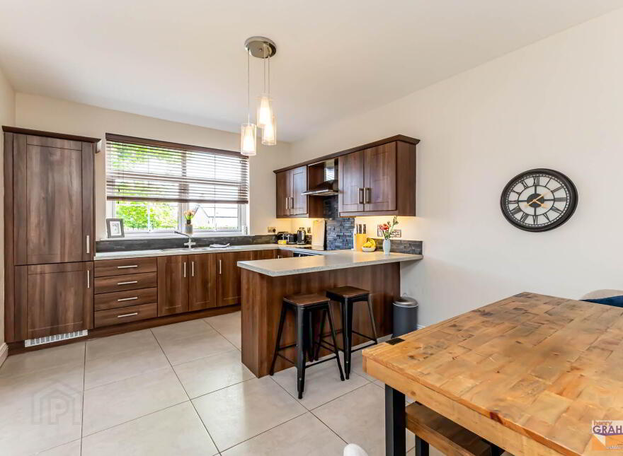 8 Leathems Way, Lisburn, BT28 3AY