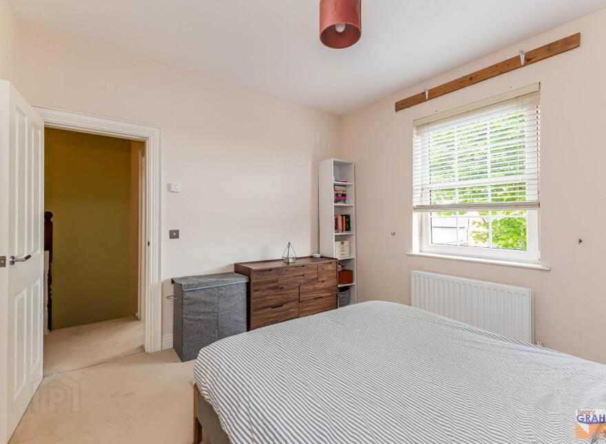8 Leathems Way, Lisburn, BT28 3AY