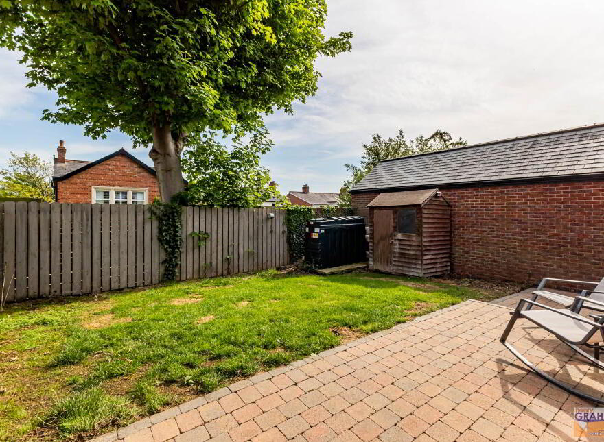 8 Leathems Way, Lisburn, BT28 3AY