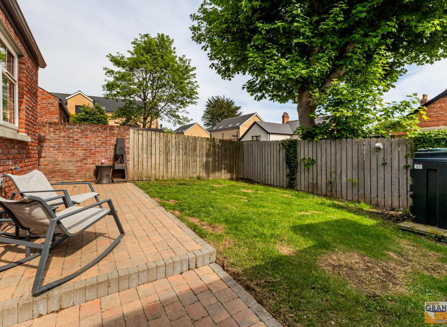 8 Leathems Way, Lisburn, BT28 3AY