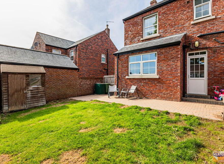 8 Leathems Way, Lisburn, BT28 3AY