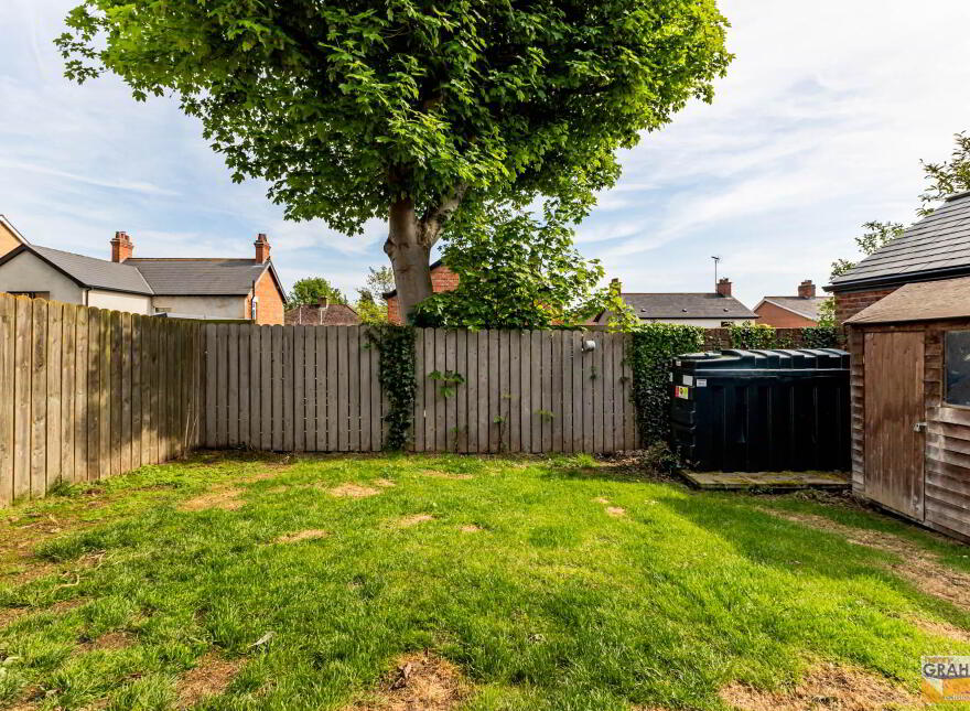 8 Leathems Way, Lisburn, BT28 3AY
