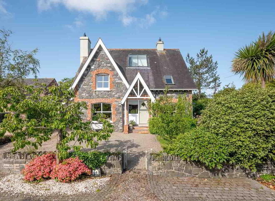 10 Stockbridge Road, Donaghadee, BT21 0PN photo