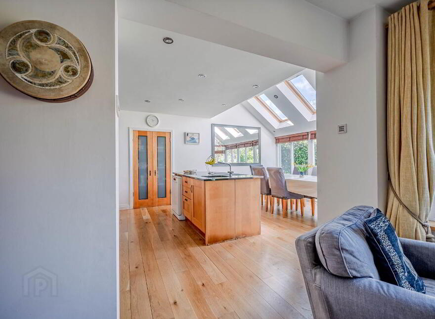 10 Stockbridge Road, Donaghadee, BT21 0PN