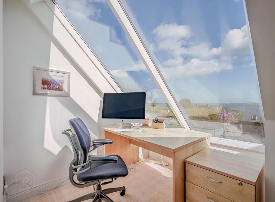 10 Stockbridge Road, Donaghadee, BT21 0PN
