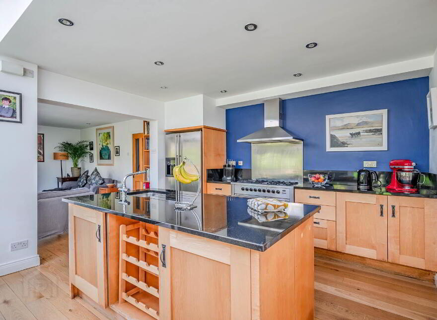 10 Stockbridge Road, Donaghadee, BT21 0PN