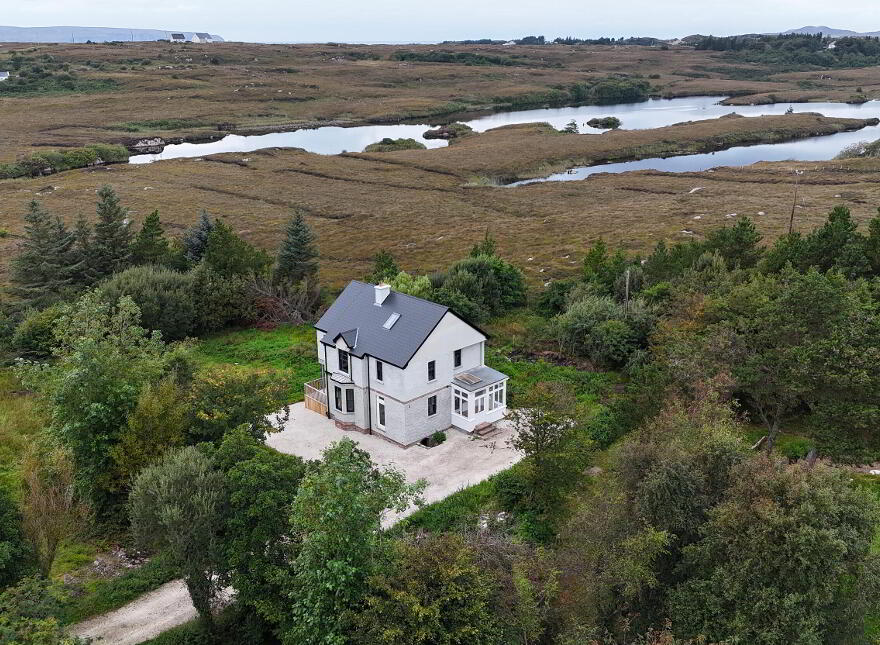 House On, C. 7 Acres Belcruit Mountain, Burtonport,Donegal, F94C7X6