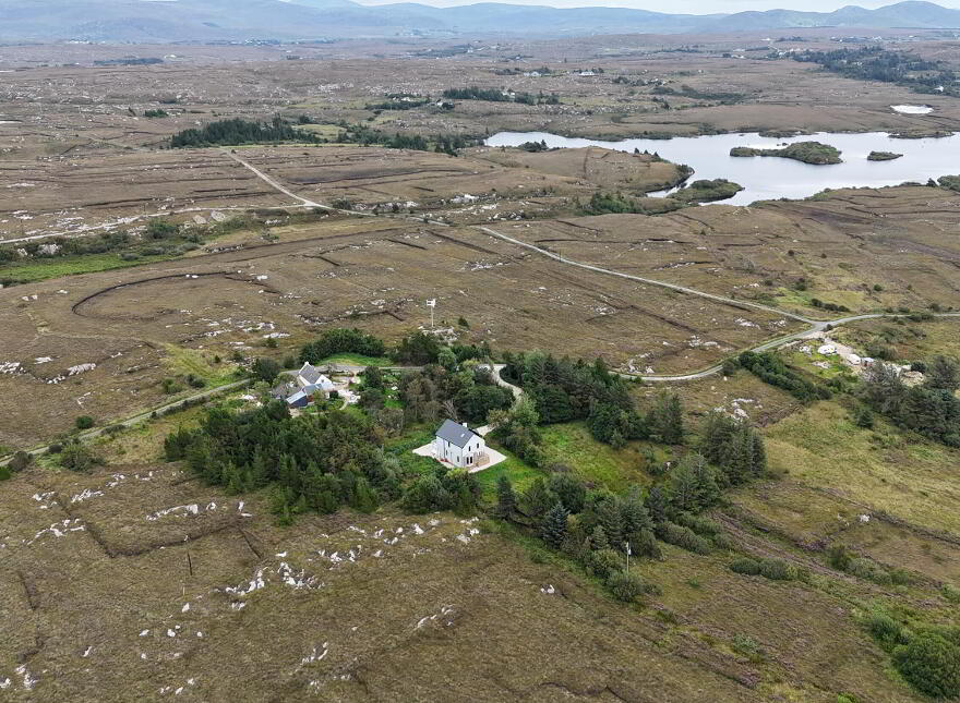 House On, C. 7 Acres Belcruit Mountain, Burtonport,Donegal, F94C7X6
