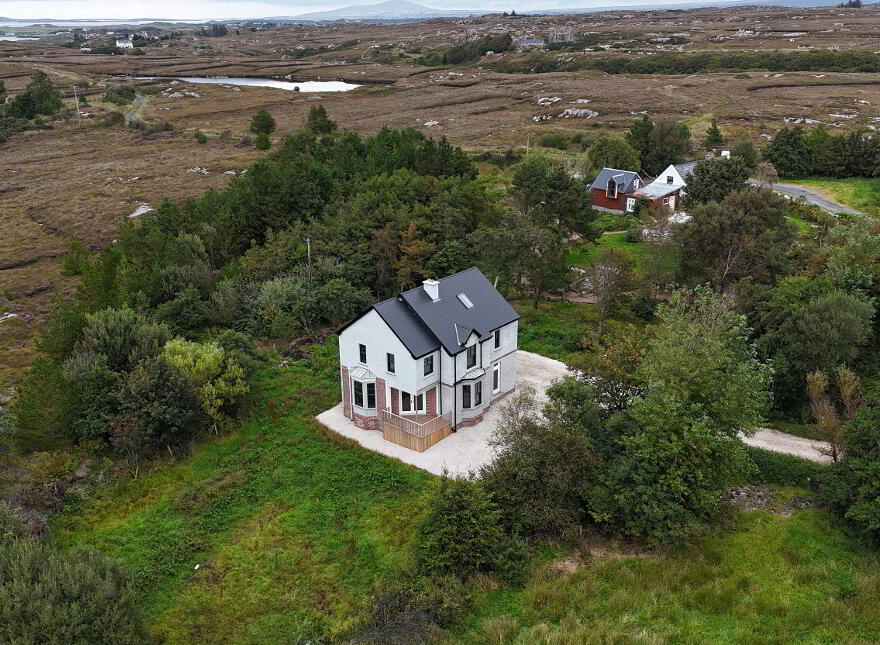 House On, C. 7 Acres Belcruit Mountain, Burtonport,Donegal, F94C7X6
