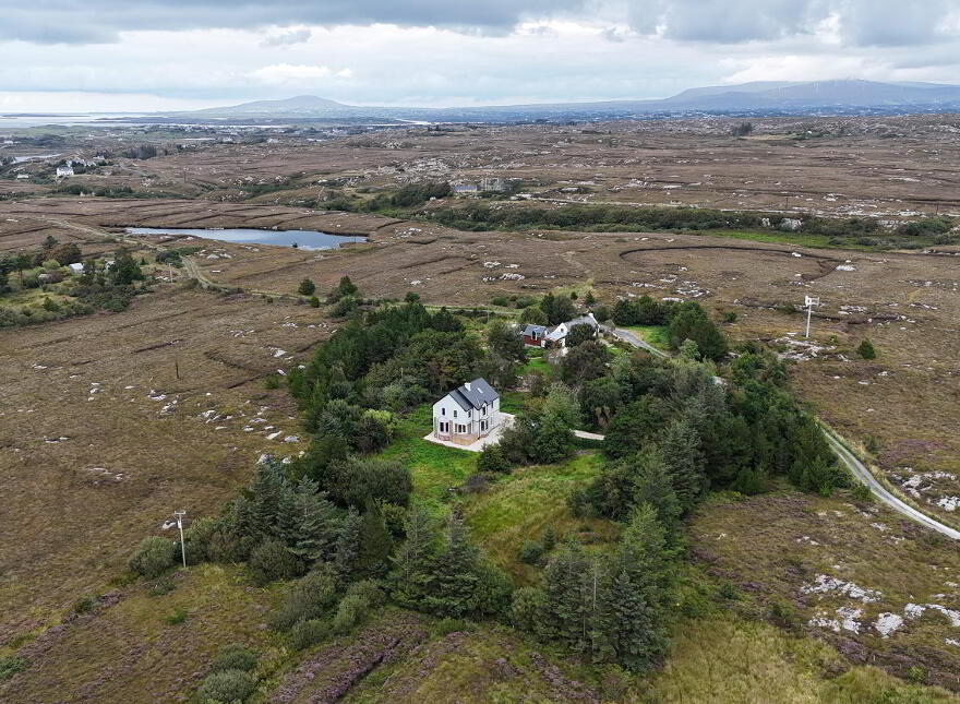 House On, C. 7 Acres Belcruit Mountain, Burtonport,Donegal, F94C7X6