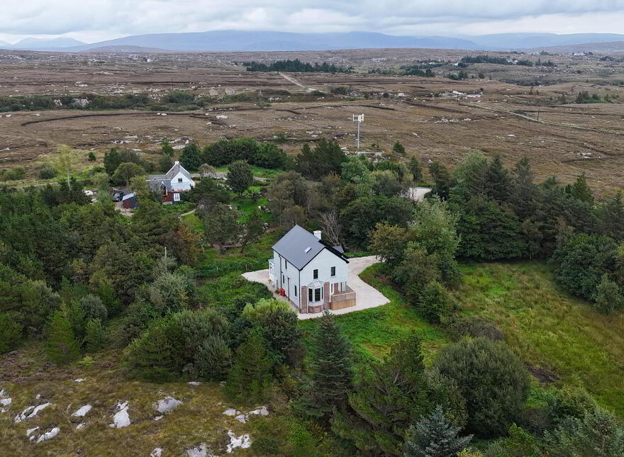 House On, C. 7 Acres Belcruit Mountain, Burtonport,Donegal, F94C7X6
