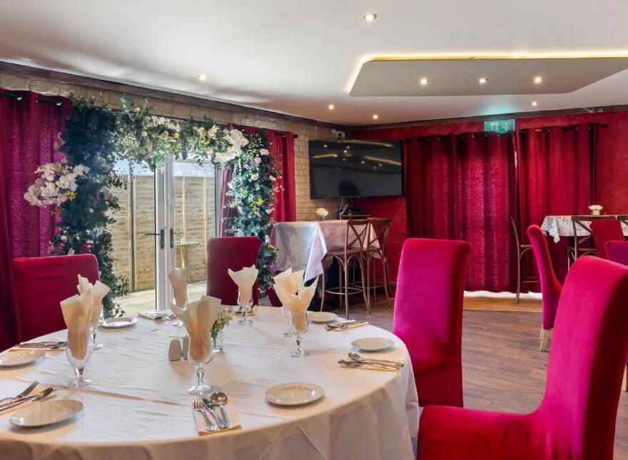 The Western Hotel, Dalton Street, Claremorris, F12C579