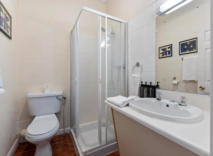 The Western Hotel, Dalton Street, Claremorris, F12C579
