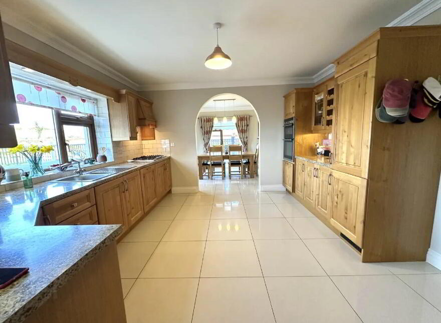 Glynsk House, Ballymoneen, Enniscrone, F26NX27
