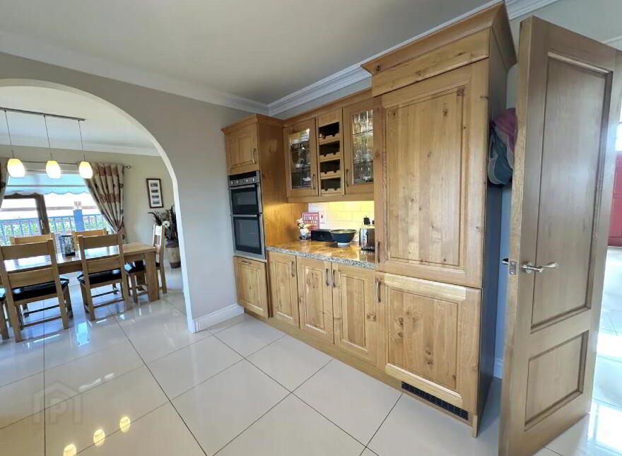 Glynsk House, Ballymoneen, Enniscrone, F26NX27