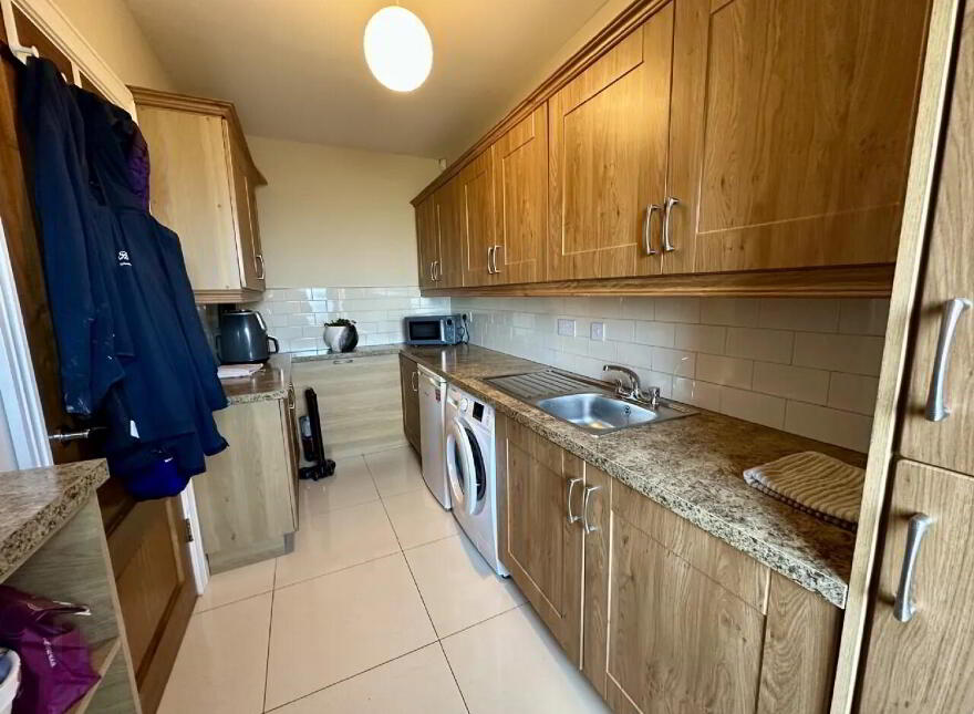 Glynsk House, Ballymoneen, Enniscrone, F26NX27