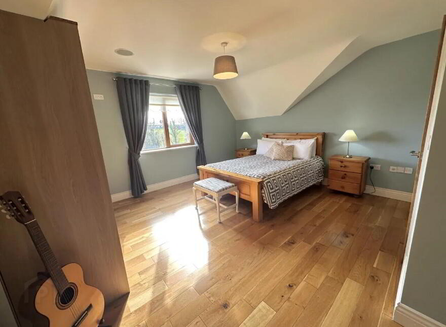 Glynsk House, Ballymoneen, Enniscrone, F26NX27