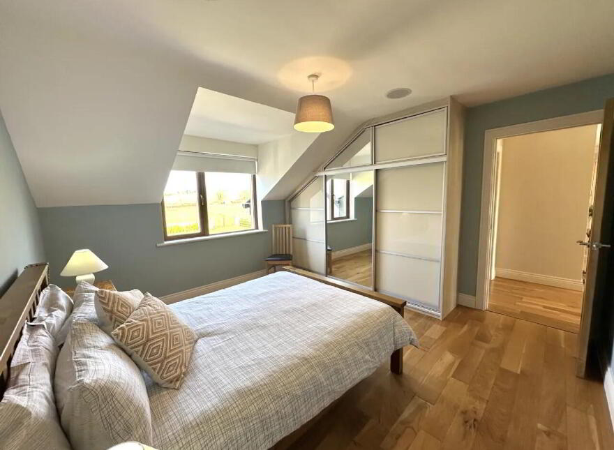 Glynsk House, Ballymoneen, Enniscrone, F26NX27